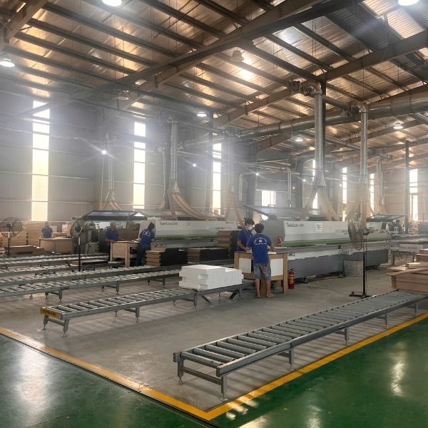 CNC machinery used by shaker cabinet manufacturer Vietnam