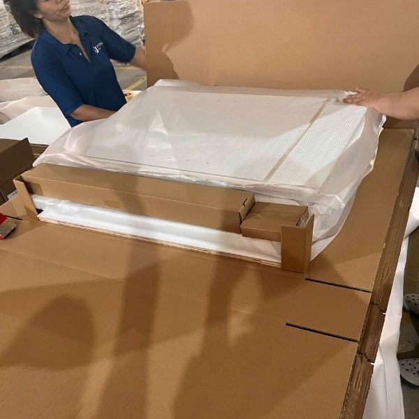 RTA cabinet flat pack packaging for efficient shipping