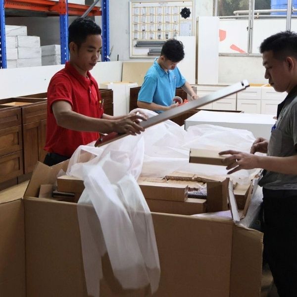 cabinet packaging and container loading for export