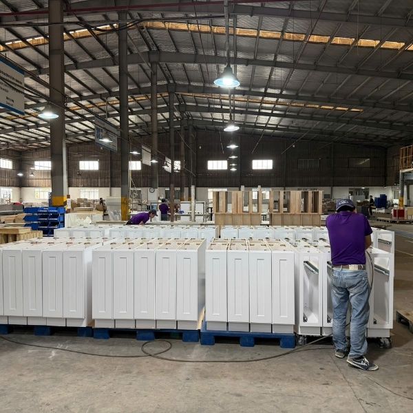 kitchen cabinet finishing and painting process for US market