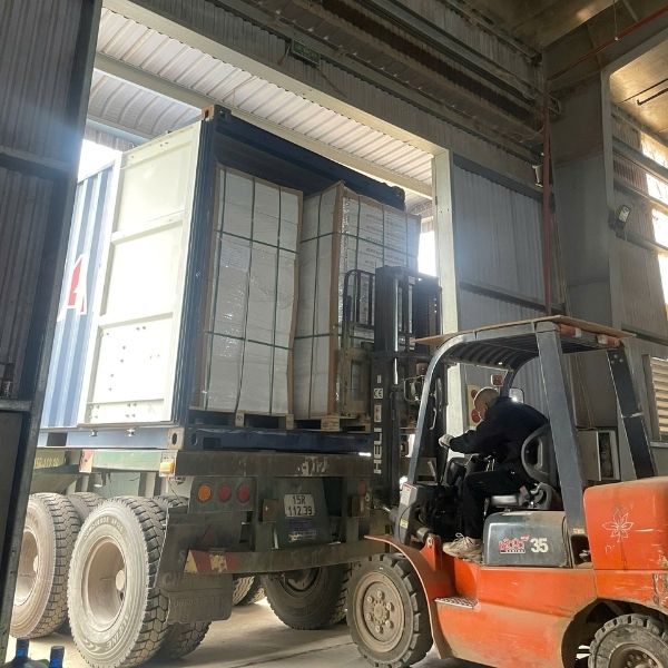 Wholesale kitchen cabinets prepared for international export