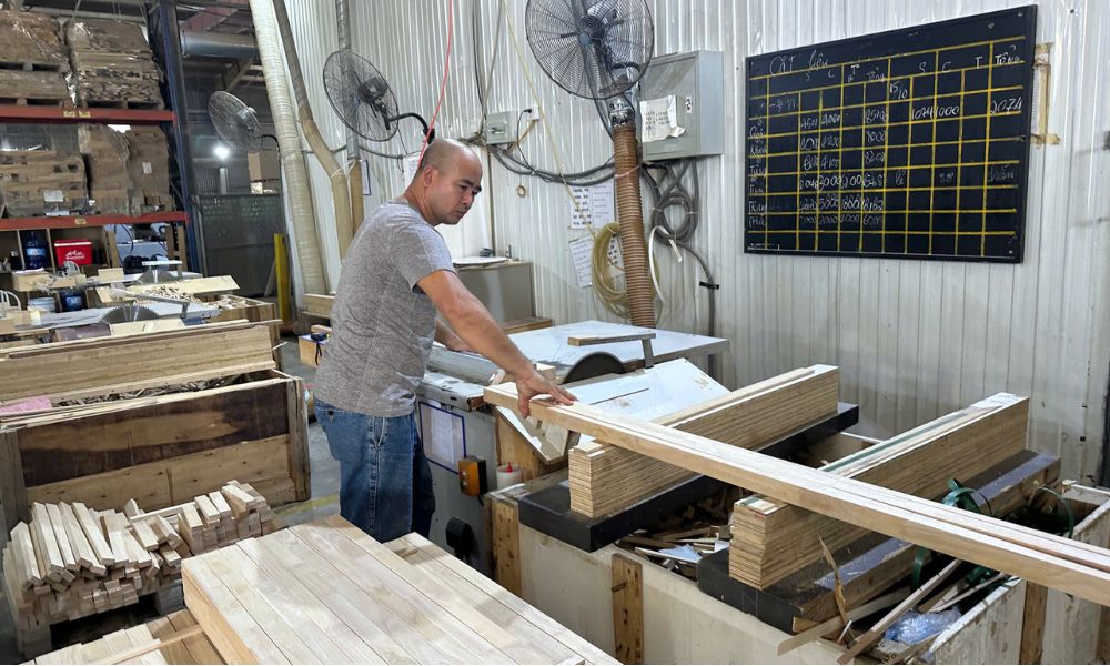 Quality inspection of cabinet wood materials in Vietnam factory
