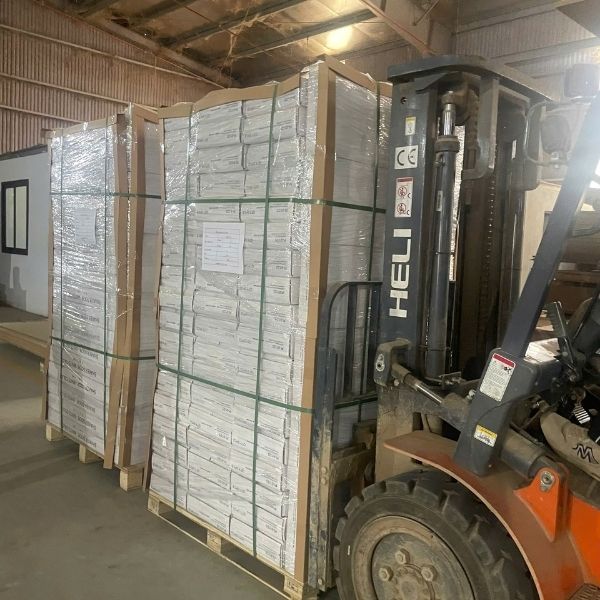 Dovetail drawer boxes packaged for export from Vietnam