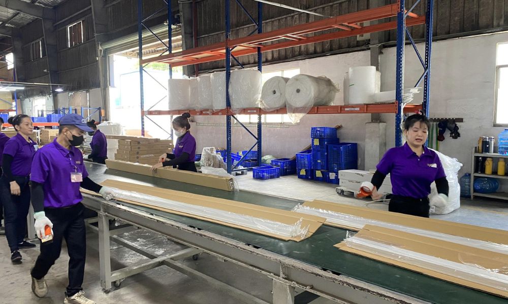 Export packaging for high gloss kitchen cabinets