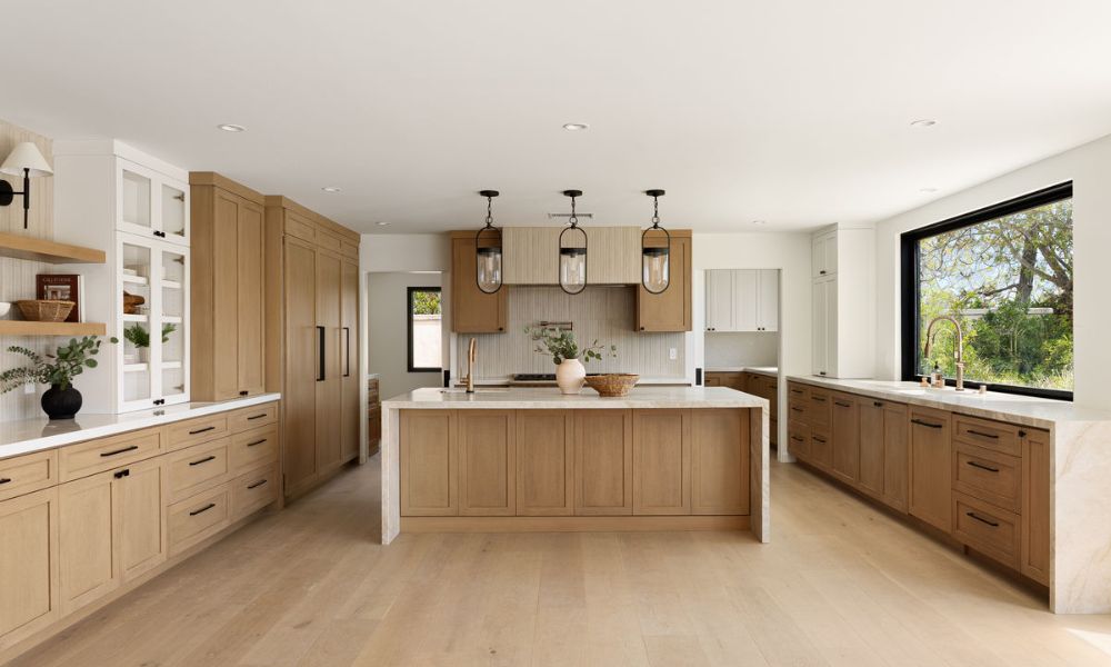 Premium white oak shaker kitchen cabinets in a modern kitchen