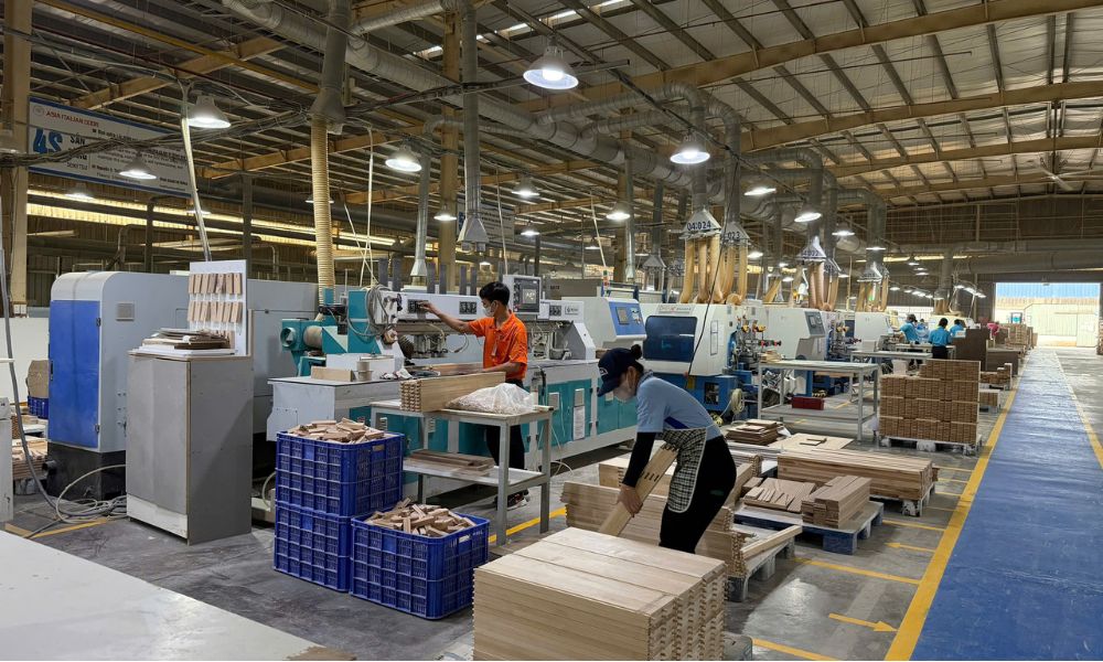 Vietnam high gloss cabinet production line
