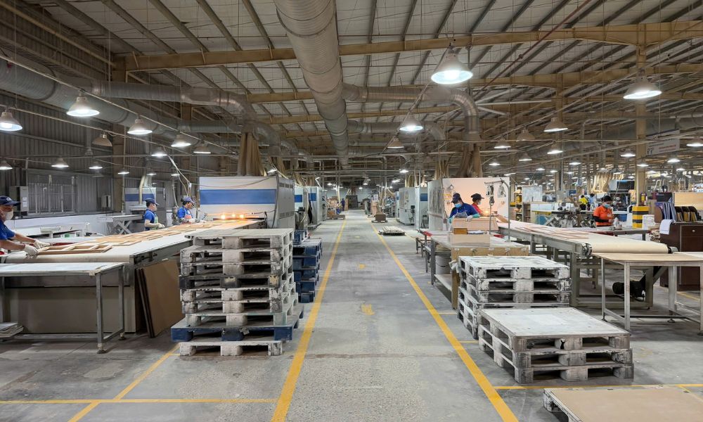Vietnam raised panel cabinet factory