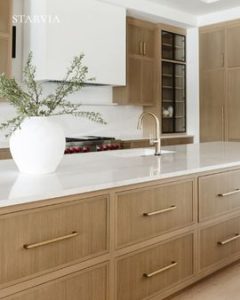 Oak kitchen cabinets manufacturer Vietnam supplying white oak and red oak cabinets for OEM wholesale