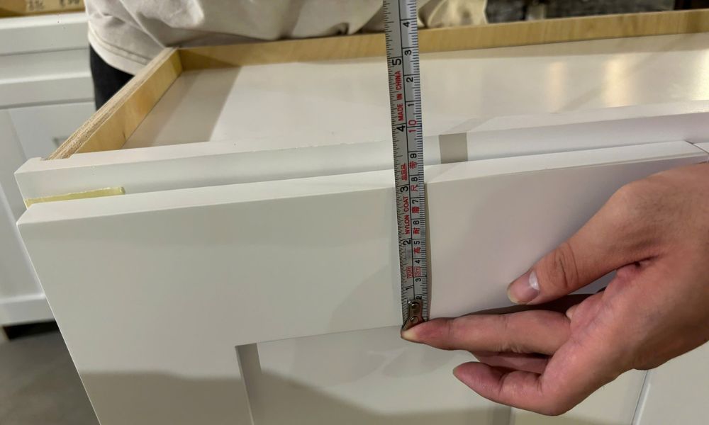 Kitchen cabinet standard sizes wholesale OEM dimensional quality control