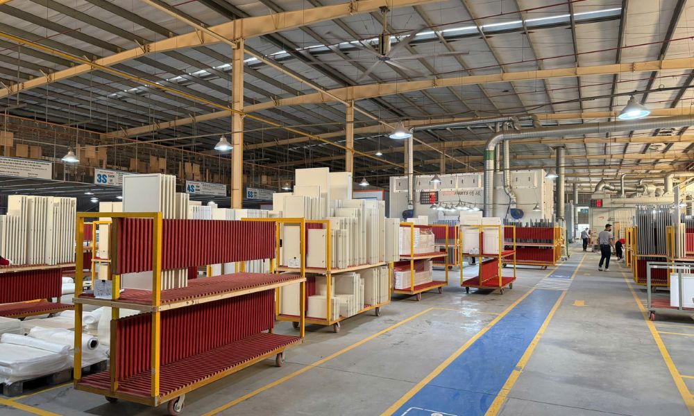 Sustainable kitchen cabinets manufacturer Vietnam factory production